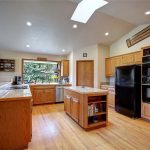 Eat in kitchen and walk-in pantry
